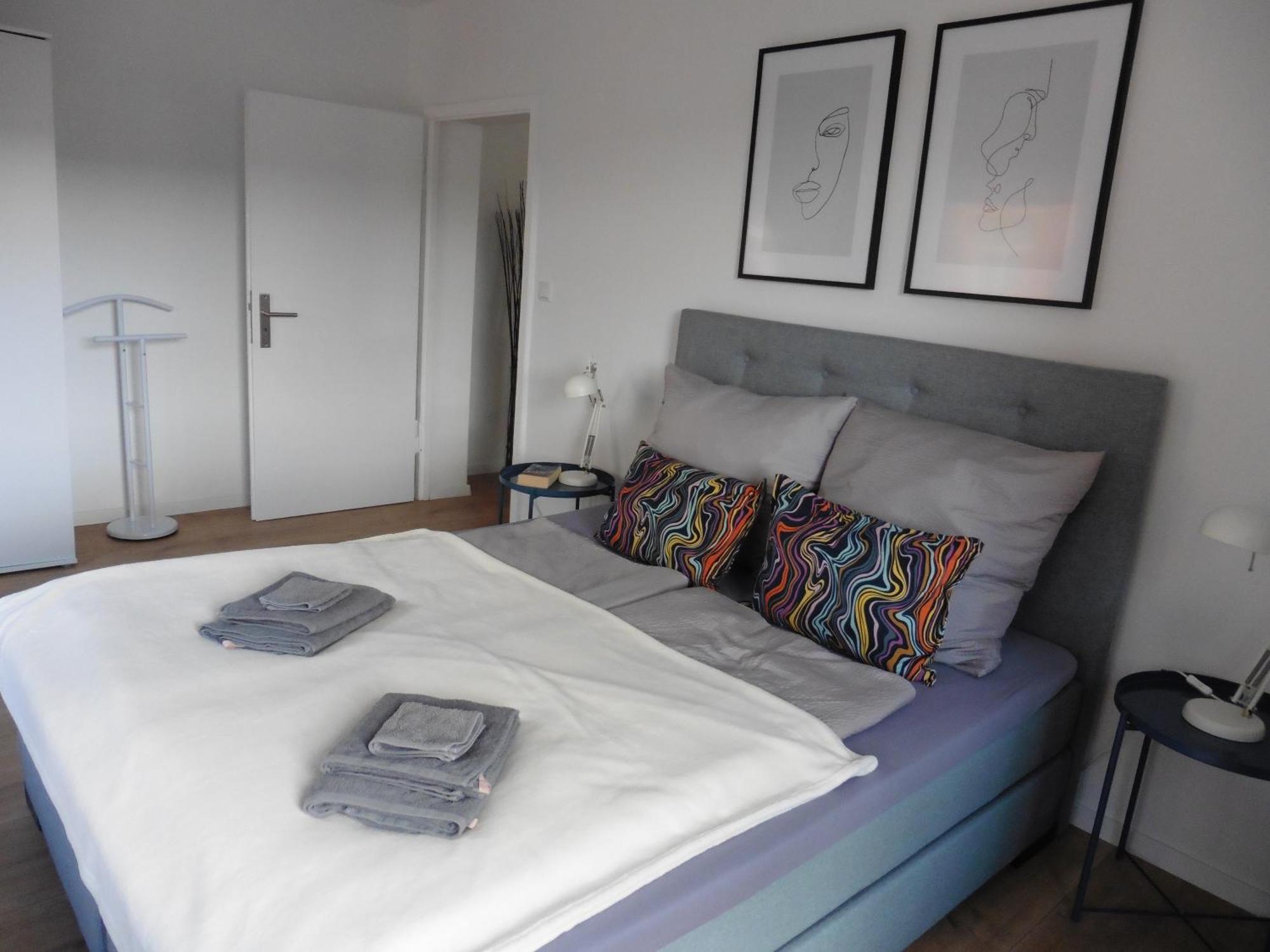Sedan16 Appartement Wuppertal Buitenkant foto